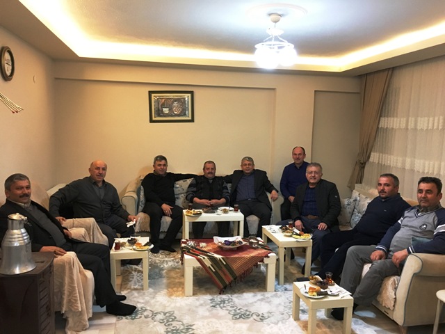 KARADERE'DEN  UMREDEN DÖNEN VATANDAŞLARIMIZA ZİYARET