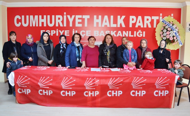 CHP ESPİYE KADIN KOLLARINDAN '' ÇOCUK İSTİSMARI '' İLE İLGİLİ BASIN AÇIKLAMASI YAPTI