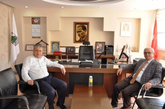 ÖZTÜRK' DEN BELDİYEYE ZİYARET