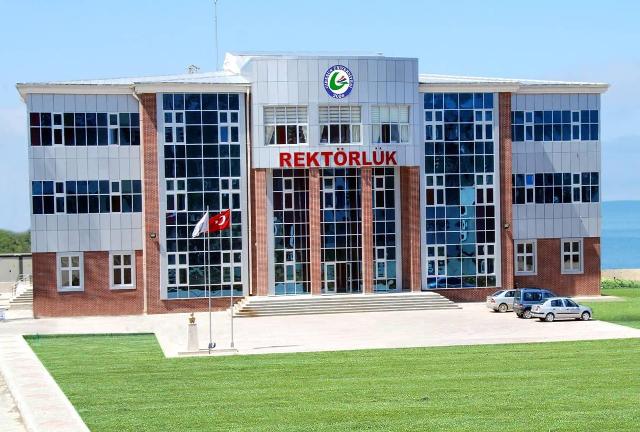 Giresun Üniversitesinde Müdürler Değişti.