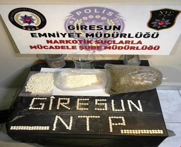 Kargo İle Gönderilen Uyuşturucu Yakalandı