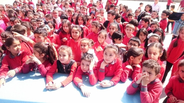 ÖĞRENCİLERE AĞIZ VE DİŞ SAĞLIĞI EĞİTİMİ