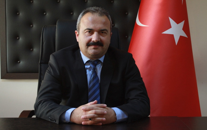 ÜNİVERSİTEMİZİN YENİ REKTÖR'Ü CEVDET ÇOŞKUN