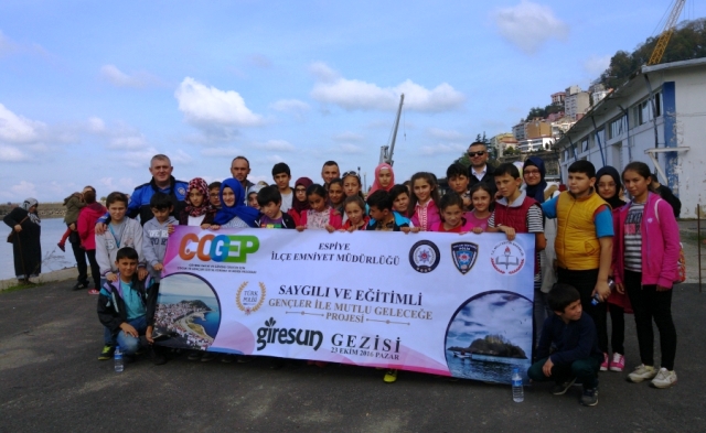 ÖĞRENCİLER “TRAFİĞİ EĞLENEREK ÖĞRENDİLER”