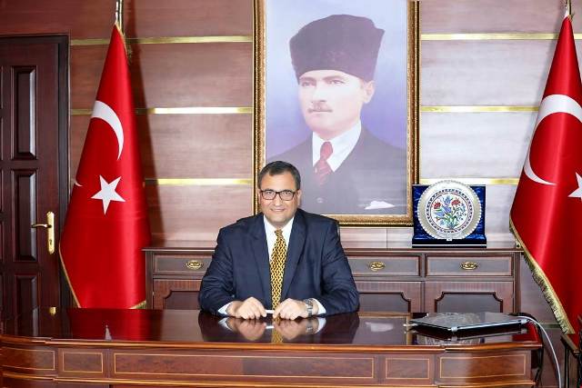 Vali Harun Sarıfakıoğulları, 8 Mart Dünya Kadınlar Günü mesajı